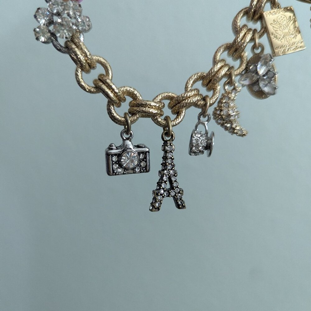 NWOT Banana Republic Charm Bracelet Gold - Picture 4 of 14